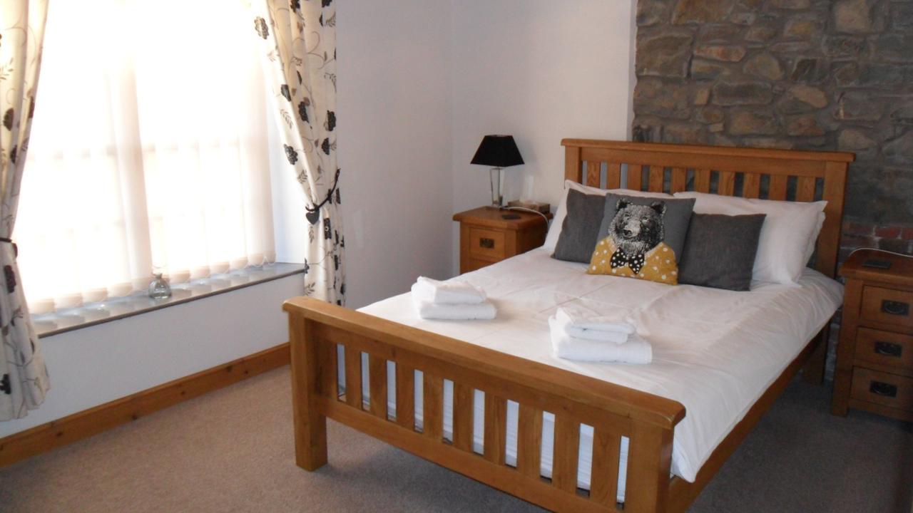라야더 The Bear B&B 외부 사진